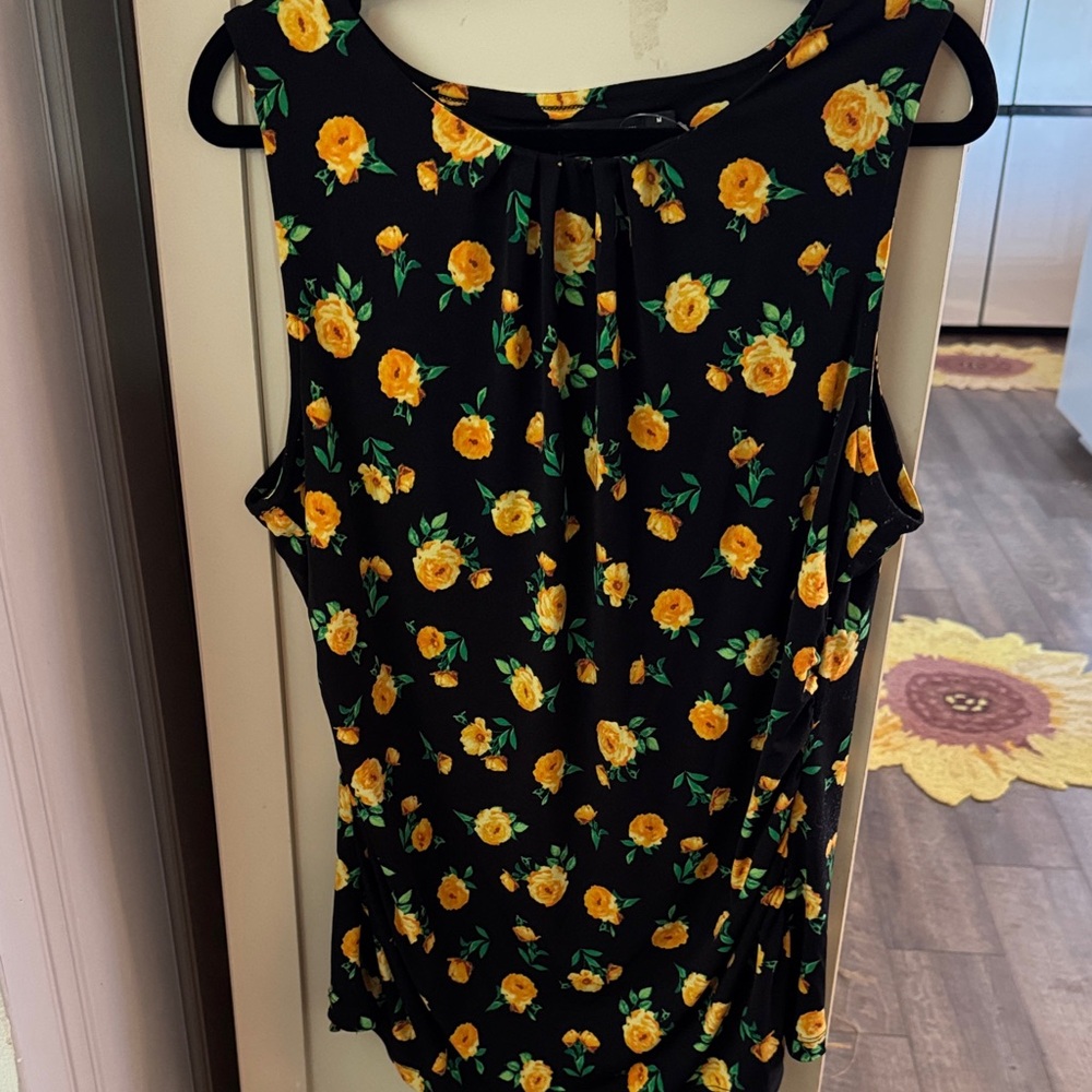 Sleeveless Black Tank Top with Yellow Rose Print